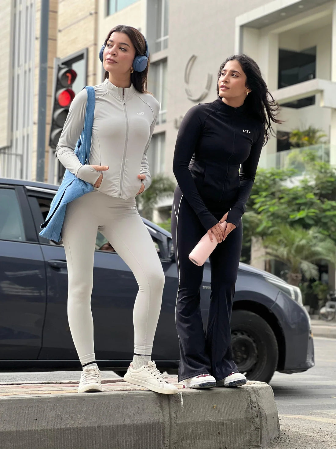 The Art of Dressing Simply: Personal Style & Minimal Aesthetics